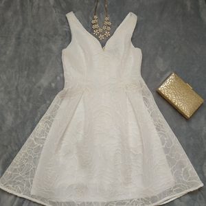 DKNY Women's White Textured Rose Mesh Fit & Flare